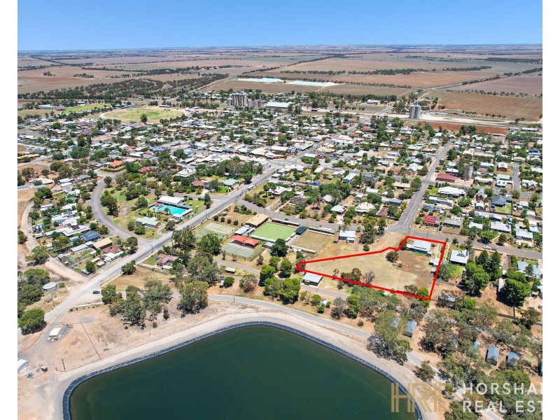 52 Evelyn Street, Hopetoun VIC 3396