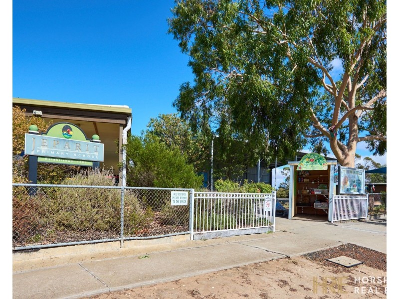 57 Charles Street, Jeparit VIC 3423