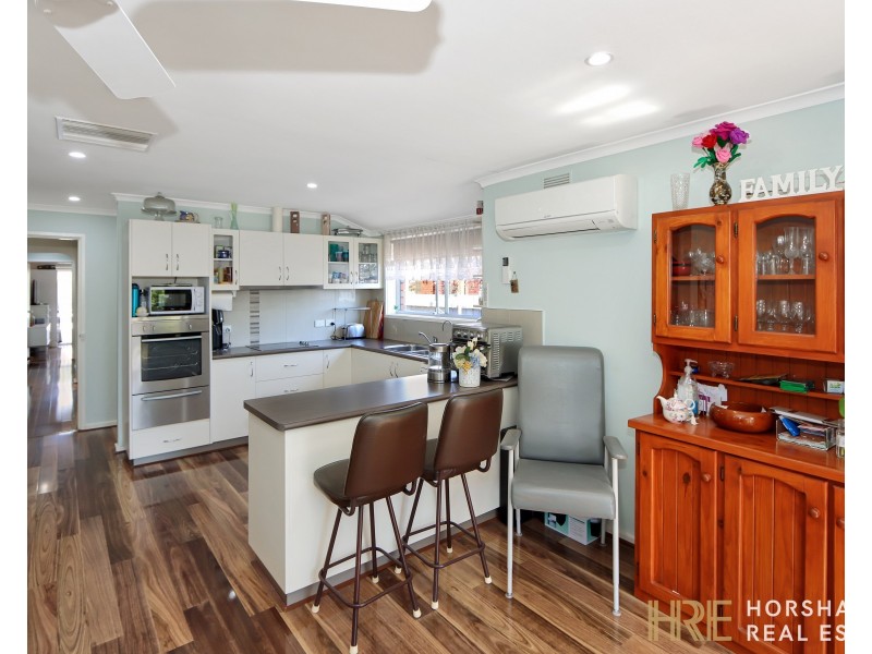 15 Willow Court, Donald VIC 3480