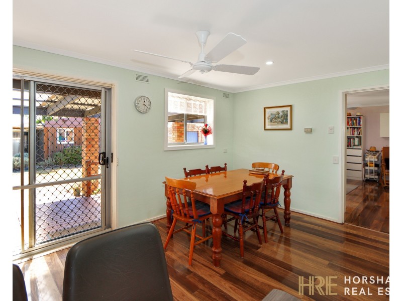 15 Willow Court, Donald VIC 3480