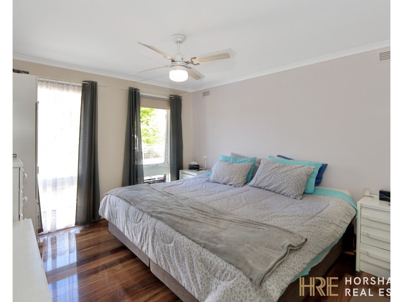 15 Willow Court, Donald VIC 3480