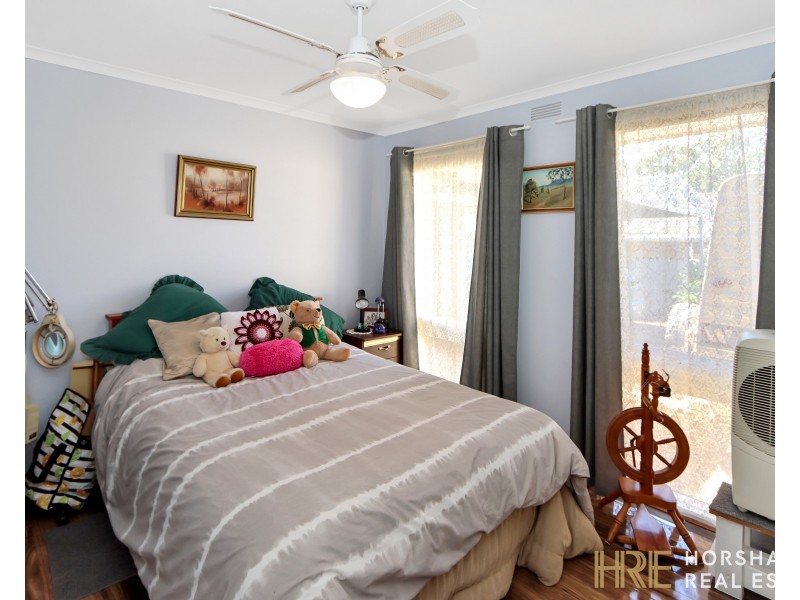 15 Willow Court, Donald VIC 3480