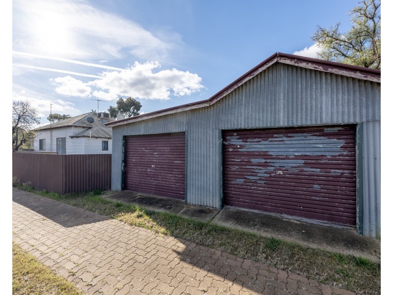 11 Carroll Street, Minyip VIC 3392