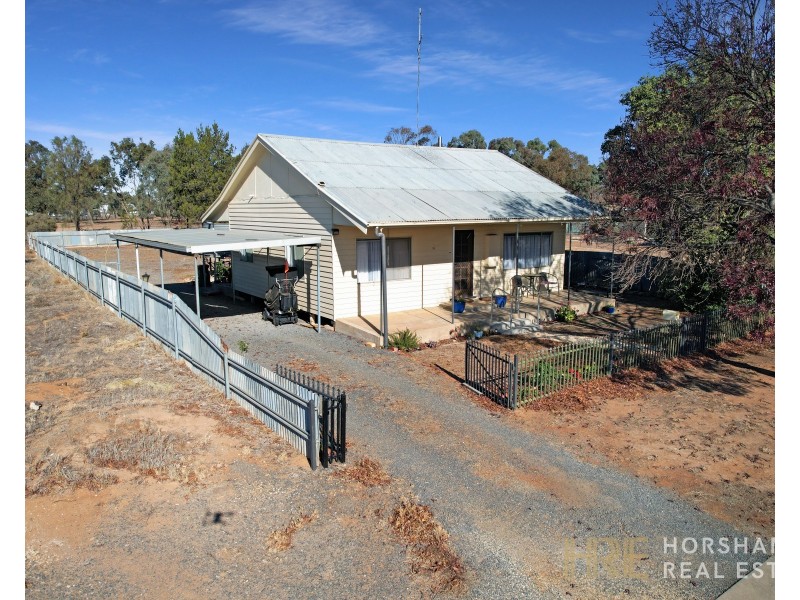 16 Alfred Street, Donald VIC 3480