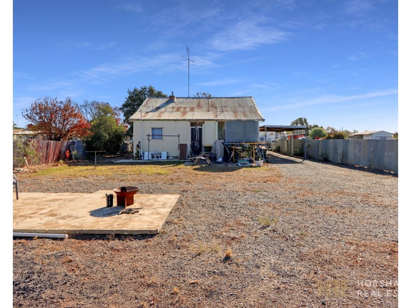 16 Alfred Street, Donald VIC 3480