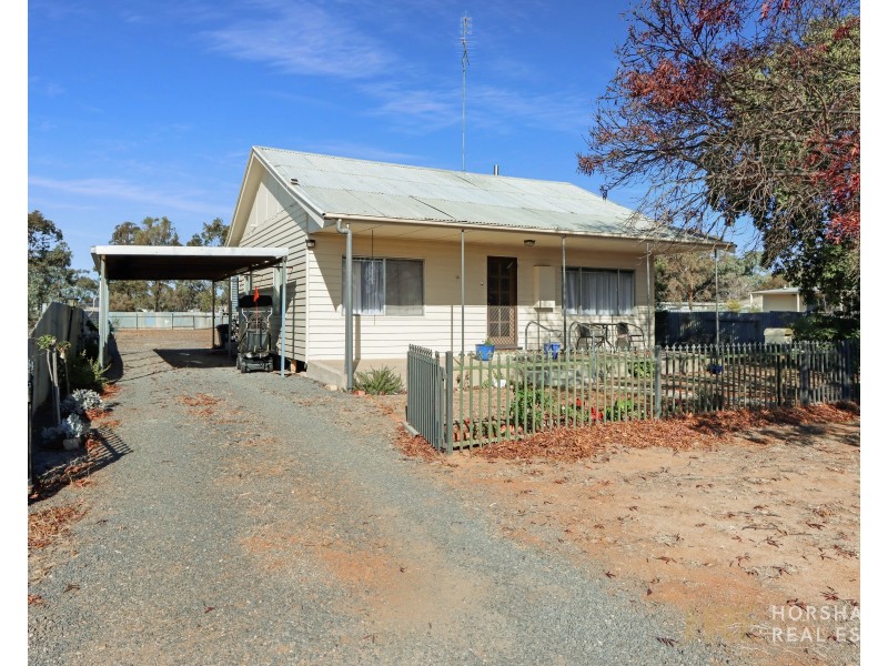 16 Alfred Street, Donald VIC 3480