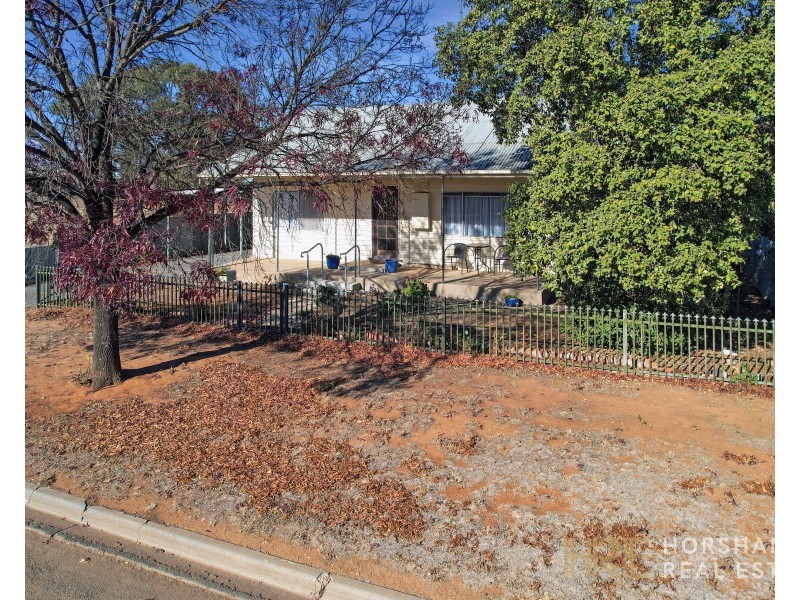 16 Alfred Street, Donald VIC 3480