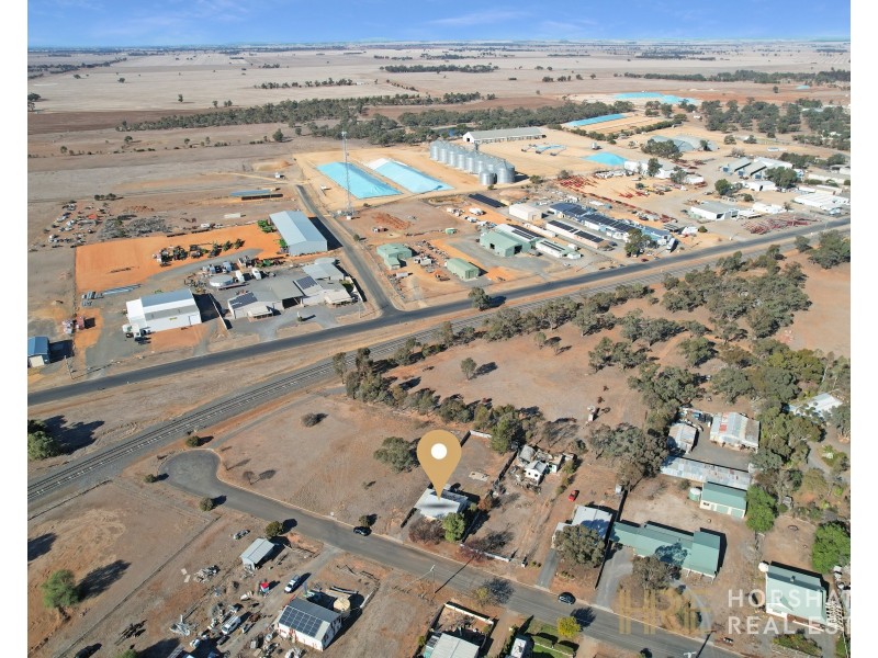 16 Alfred Street, Donald VIC 3480