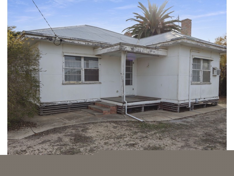 2 Bell Street, Nhill VIC 3418