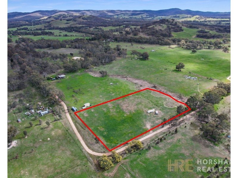 121 Racecourse Road, Redbank VIC 3477