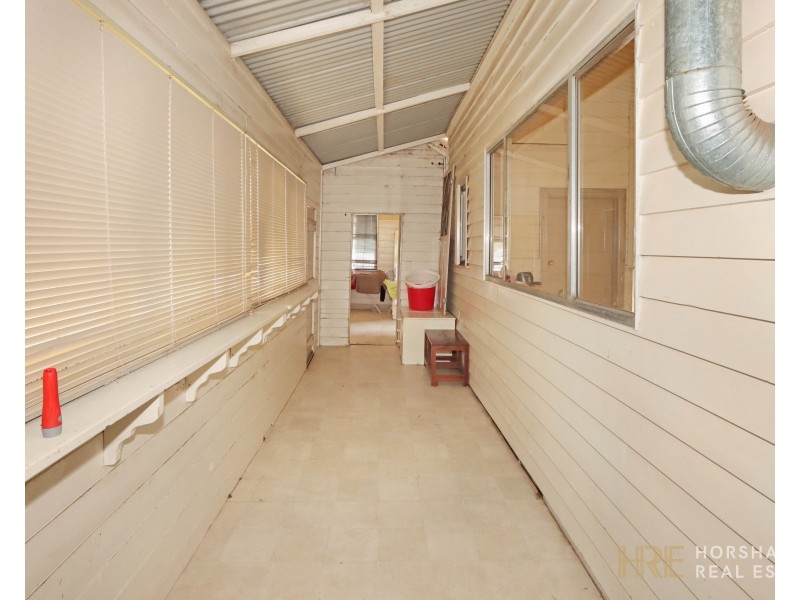16 Hamilton Street, Murtoa VIC 3390
