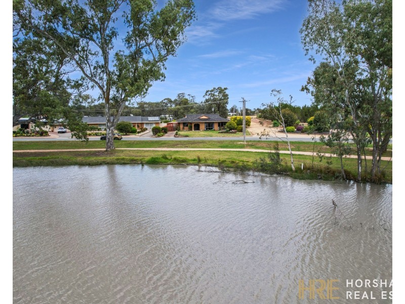 130 Craig Avenue, Warracknabeal VIC 3393