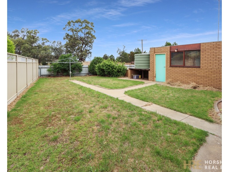 130 Craig Avenue, Warracknabeal VIC 3393