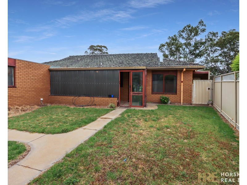 130 Craig Avenue, Warracknabeal VIC 3393