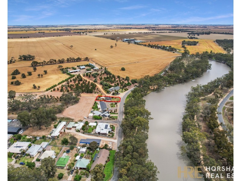 130 Craig Avenue, Warracknabeal VIC 3393