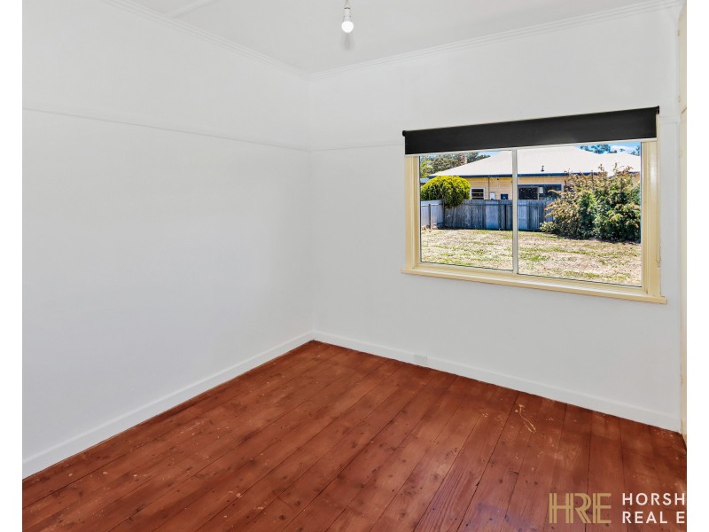 14 Woolcock Street, Warracknabeal VIC 3393