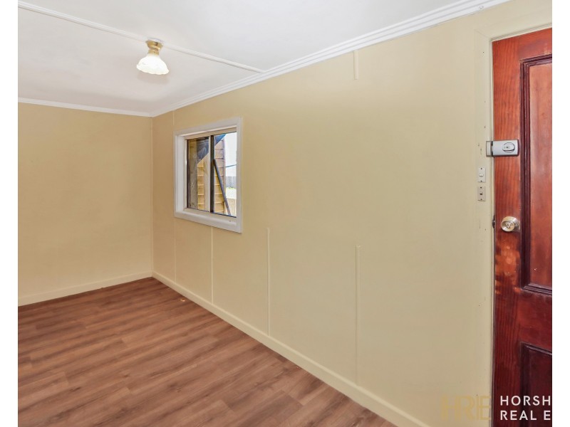 14 Woolcock Street, Warracknabeal VIC 3393