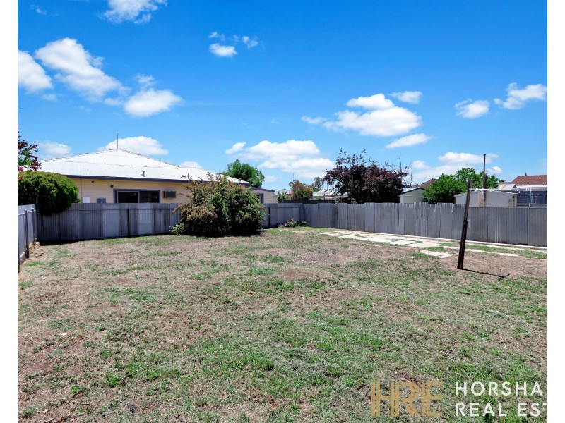 14 Woolcock Street, Warracknabeal VIC 3393