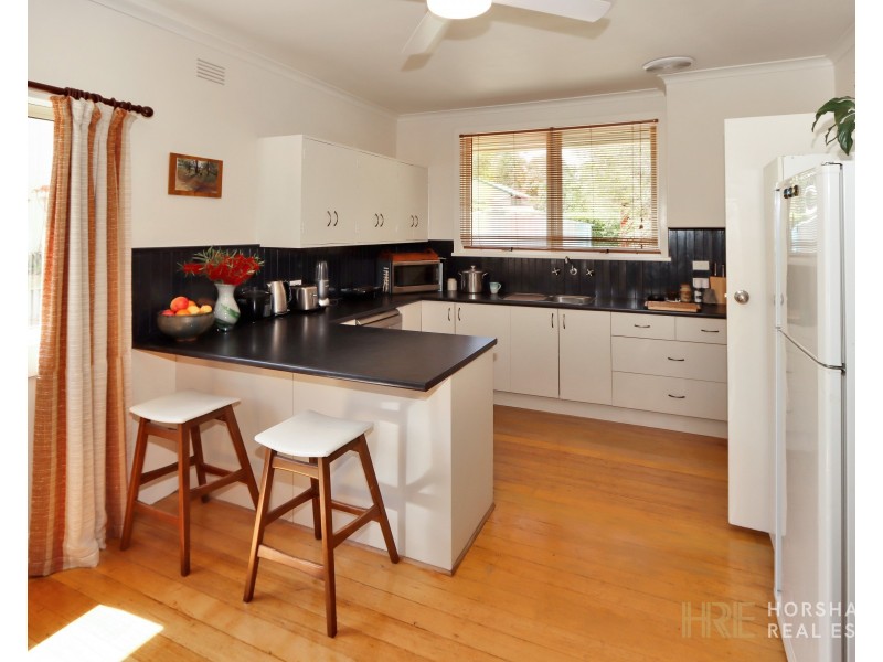 19 Swanston Street, Harrow VIC 3317