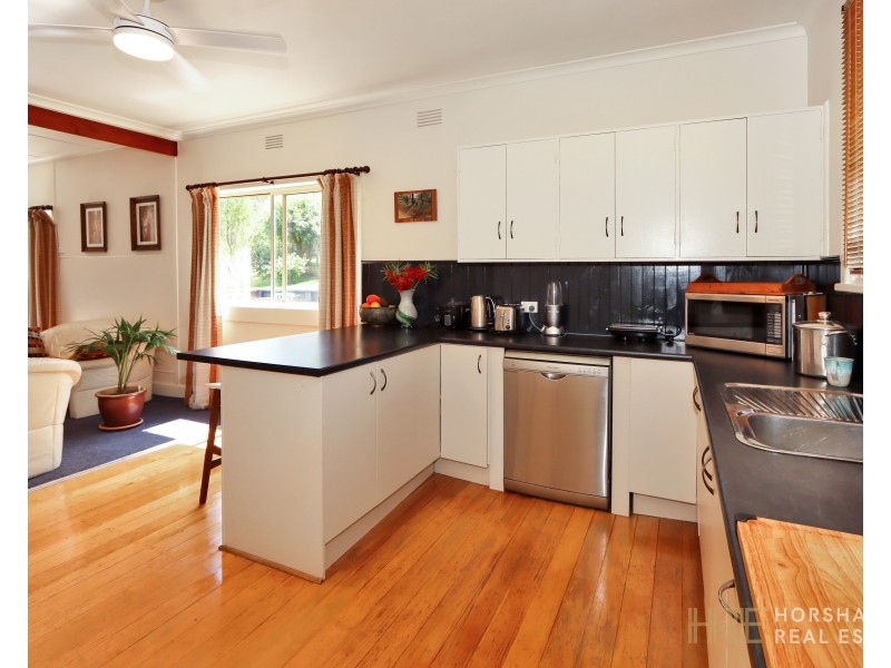 19 Swanston Street, Harrow VIC 3317