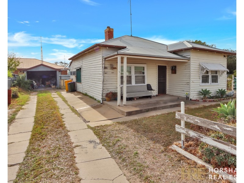 4 Franklin Street, Warracknabeal VIC 3393