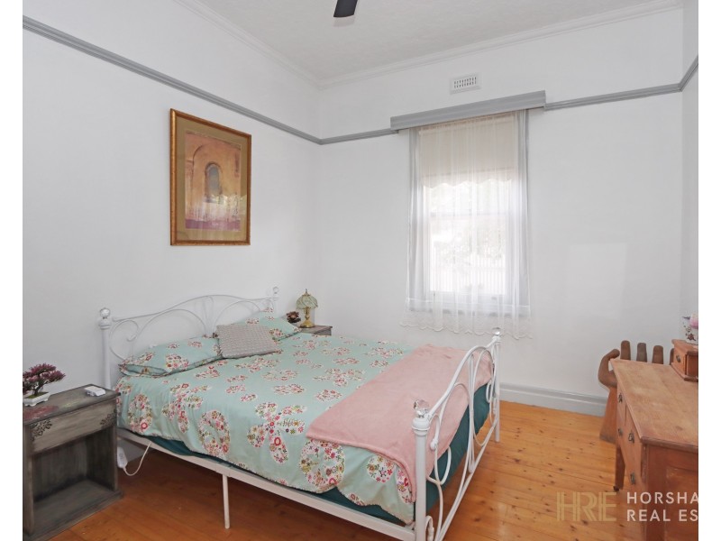 42 Meyer Street, Donald VIC 3480