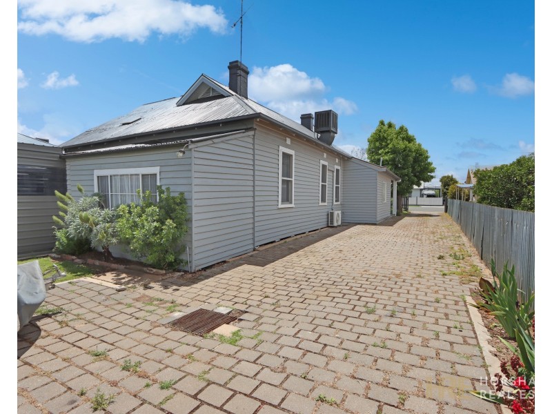 42 Meyer Street, Donald VIC 3480
