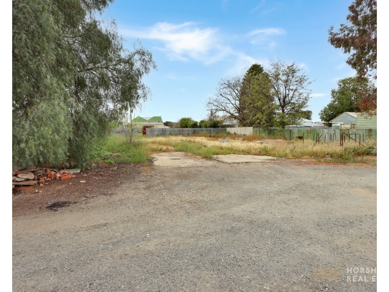 8B Woolcock Street, Warracknabeal VIC 3393