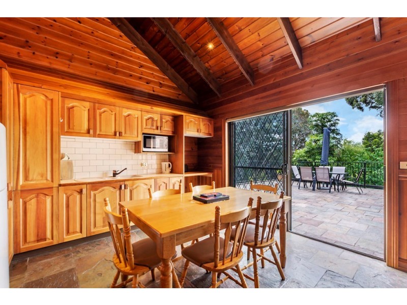 4 Manuka Drive, Warrnambool VIC 3280