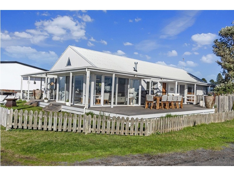 65 Beach Street, Port Fairy VIC 3284