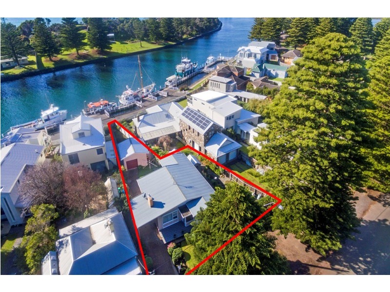 15 Gipps Street, Port Fairy VIC 3284