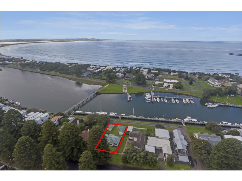 49 Gipps Street, Port Fairy VIC 3284