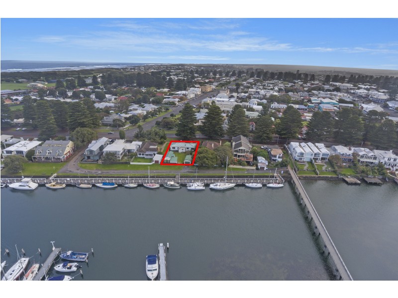 49 Gipps Street, Port Fairy VIC 3284