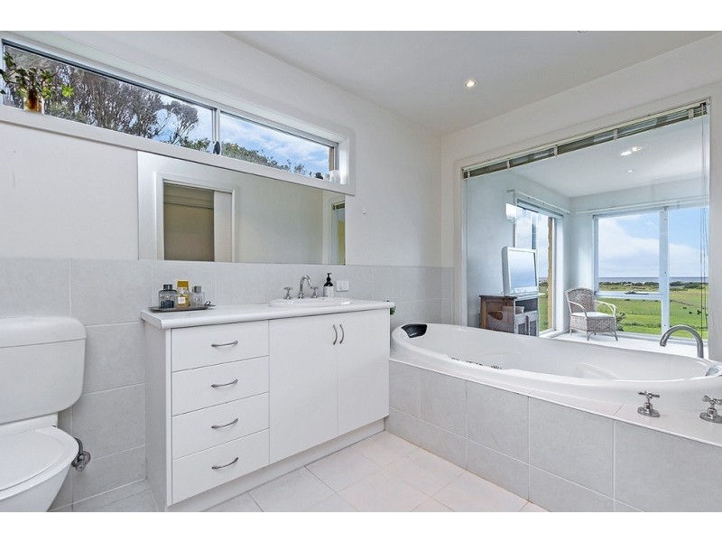 12B Thistle Place, Port Fairy VIC 3284