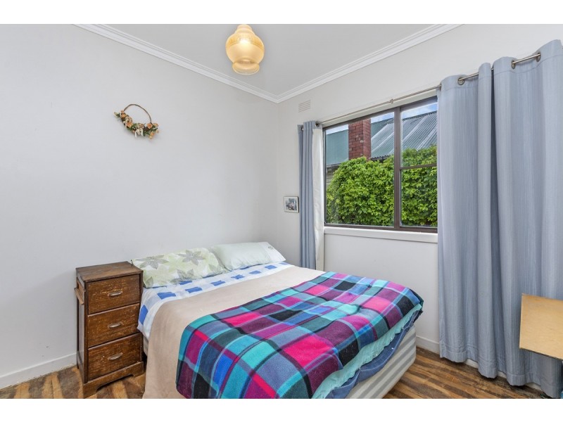 98 Cox Street, Port Fairy VIC 3284