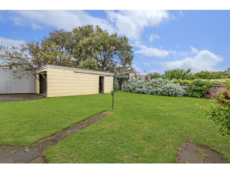 98 Cox Street, Port Fairy VIC 3284
