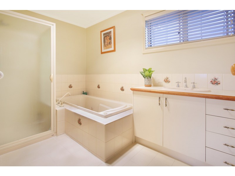 9 Ritchie Street, Port Fairy VIC 3284