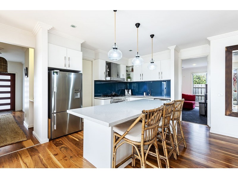 15 Gratton Street, Port Fairy VIC 3284