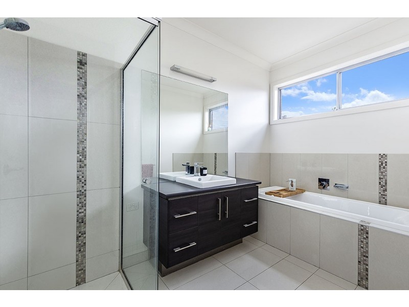 15 Gratton Street, Port Fairy VIC 3284