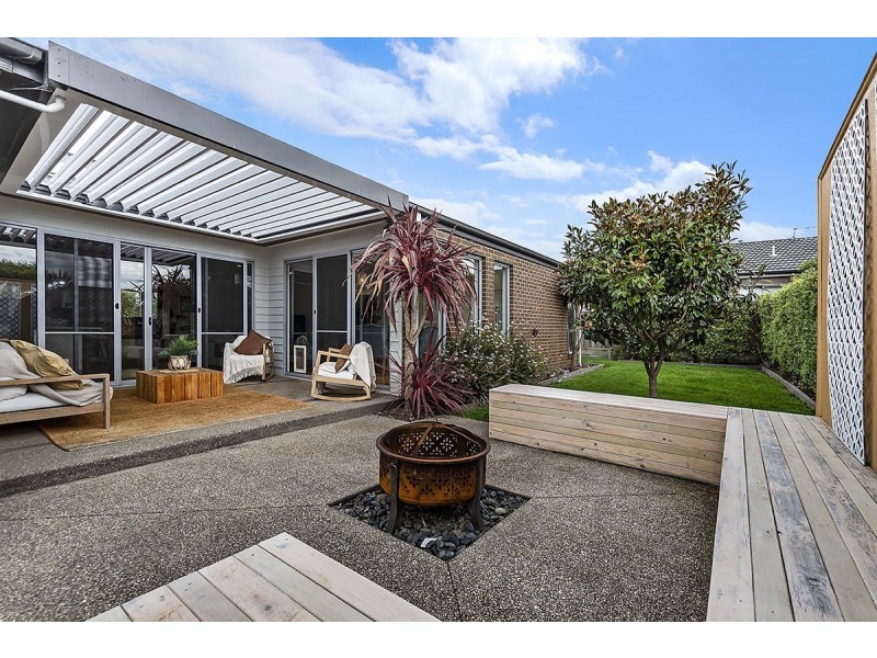 15 Gratton Street, Port Fairy VIC 3284