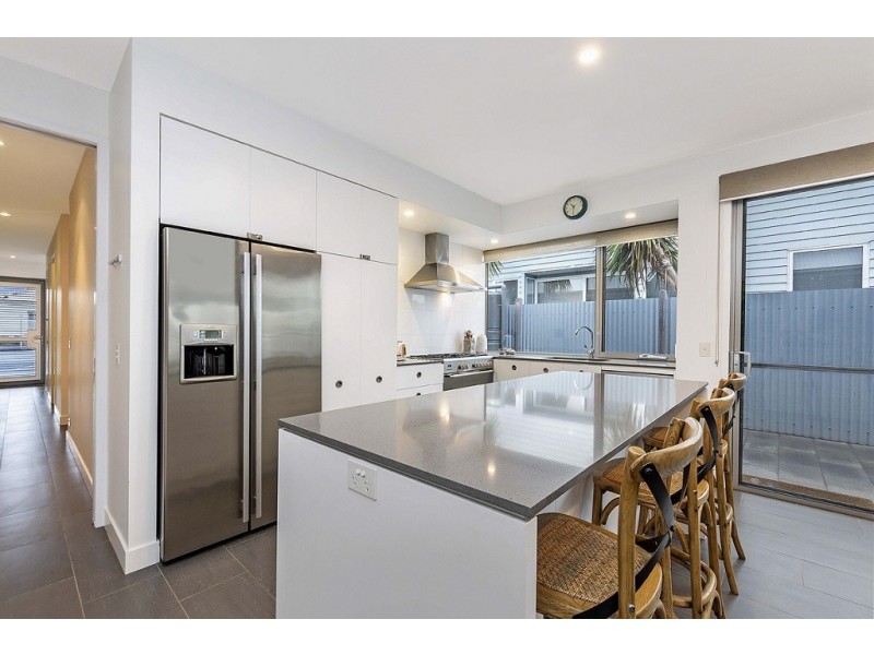 14 Cox Street, Port Fairy VIC 3284