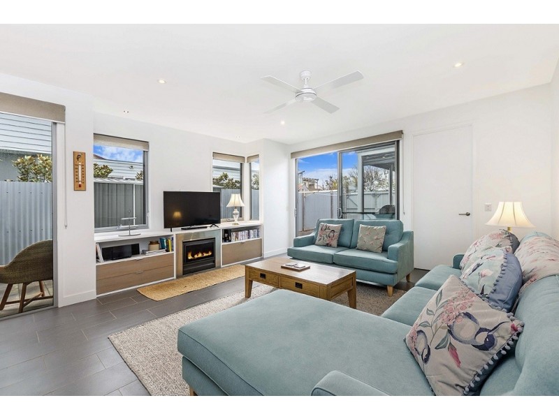 14 Cox Street, Port Fairy VIC 3284