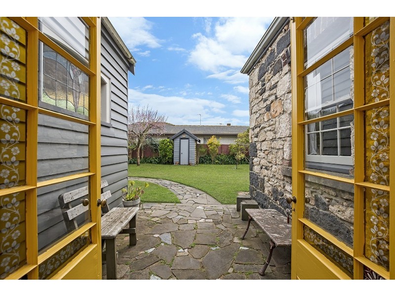 12 James Street, Port Fairy VIC 3284