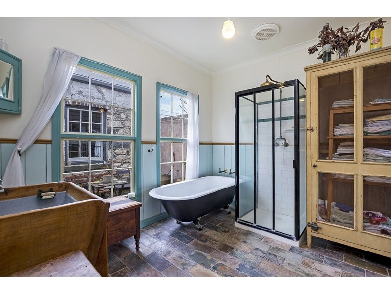 12 James Street, Port Fairy VIC 3284