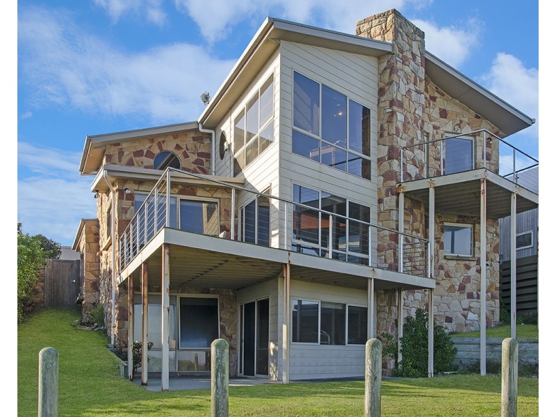 17 Lake View Drive, Yambuk VIC 3285