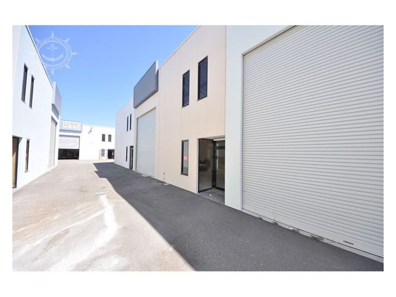 21/8 Pickard Way, Rockingham WA 6168