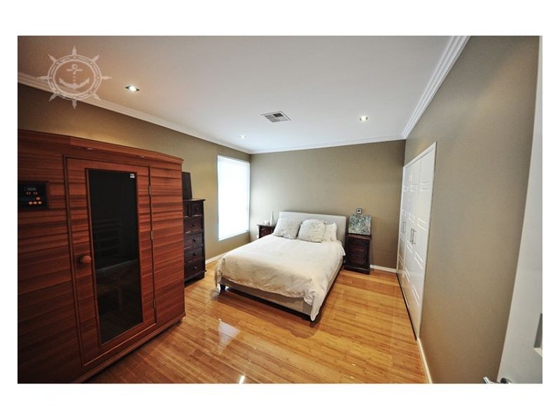 8 Kakulas Crescent, Northbridge WA 6003