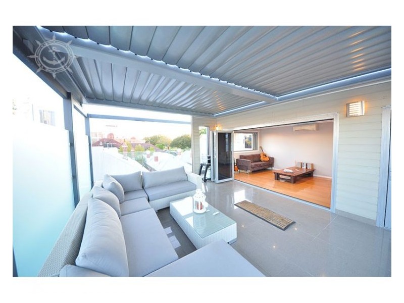 8 Kakulas Crescent, Northbridge WA 6003