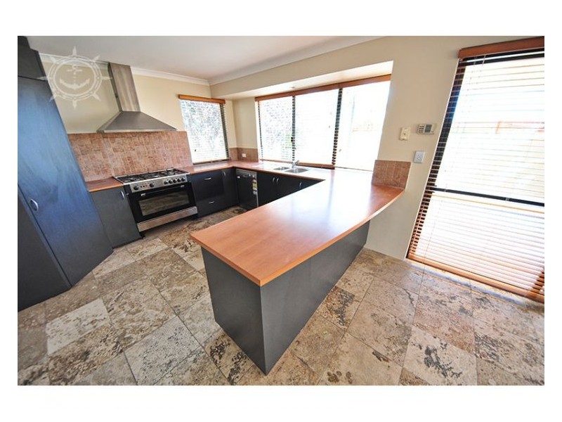 26 Geordie Crt, Coogee WA 6166