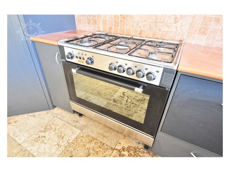 26 Geordie Crt, Coogee WA 6166